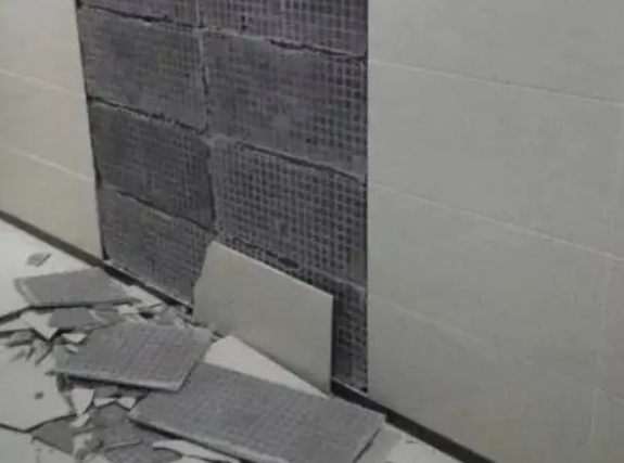 蓝田瓷砖空鼓维修公司分享下蓝田墙砖松动维修的知识